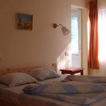 Guest house Vila Maria-eca *