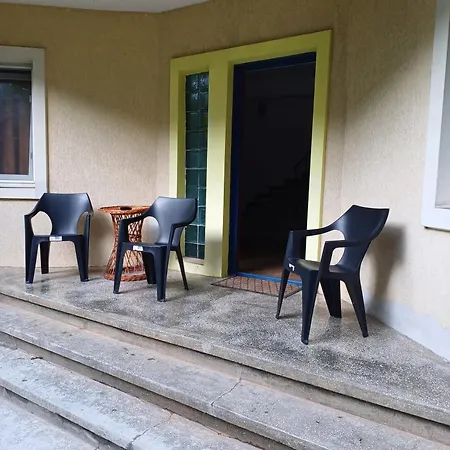 Maria-eca Costinești