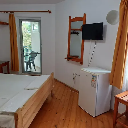 Maria-eca Πανσιόν