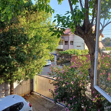 Πανσιόν Maria-eca 3*