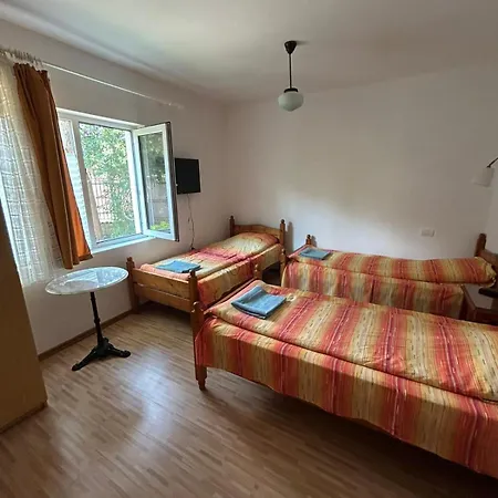 Πανσιόν Maria-eca