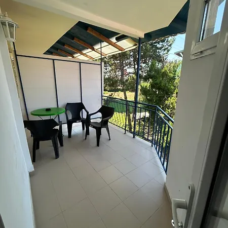 Maria-eca Πανσιόν Costinești