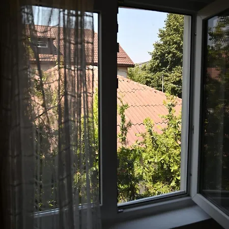 Maria-eca Guest house