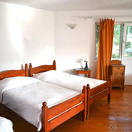 Maria-eca Guest house 3*