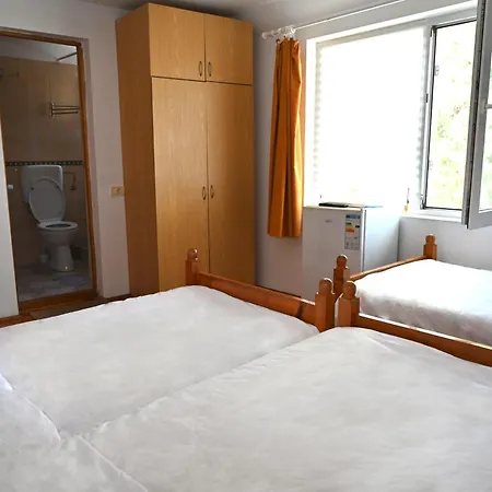 Maria-eca Guest house 3*